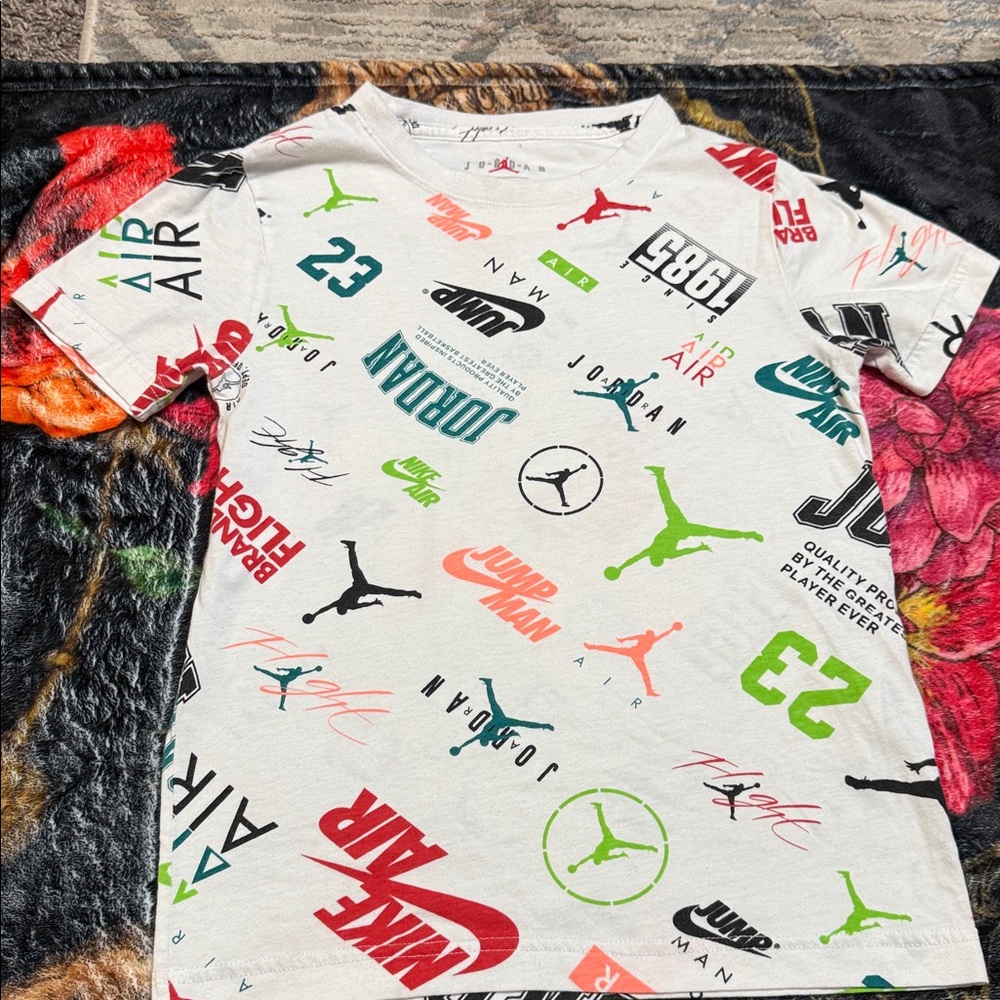 Nike Multicolor Graphic Tee